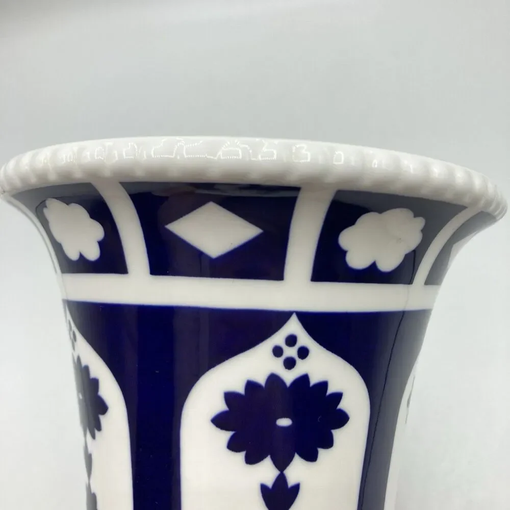 Royal Crown Derby Unfinished Imari Mantel Vase Urn Cachepot Planter Pot 4.75